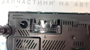 Climate control VW Tiguan 18-19 without heated seats