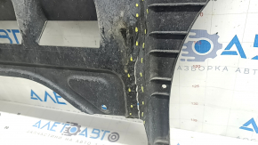Front engine guard for VW Tiguan 18-24 is cracked.