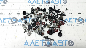 Incomplete bumper-hood hardware for VW Tiguan 18-24