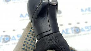 VW Tiguan 18-21 plastic gear knob, scratched, worn