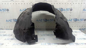 The front right rear fender liner of the Audi A5 F5 18-25 has a torn mount.
