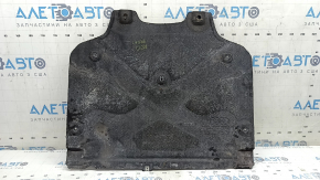 The rear engine guard of the Audi A5 F5 18-25 is worn out.