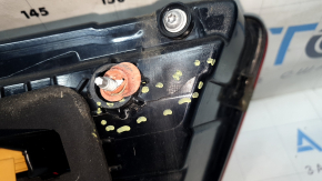 Right headlight for Audi Q7 16-19, scratches, glue, cracked