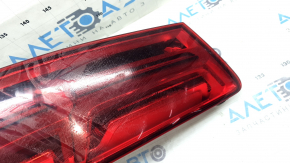 Right headlight for Audi Q7 16-19, scratches, glue, cracked