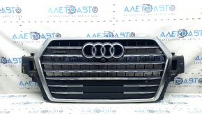 Audi Q7 16-19 gray radiator grille assembly, for parking sensors, for a camera, with emblems, with a camera bracket, scratches, chips, cracked, non-factory holes