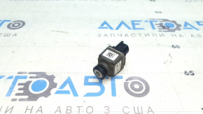 Audi Q7 16-19 front camera with sand on the glass
