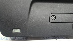 Lower tailgate trim for an Audi Q7 16-26 (under the curtain), black, scratches, broken fasteners, no curtain