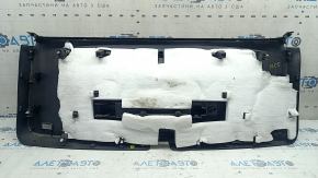 Lower tailgate trim for an Audi Q7 16-26 (under the curtain), black, scratches, broken fasteners, no curtain