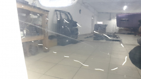 Bare front right door of Audi Q7 16-19 blue LC5M, scratches, bump