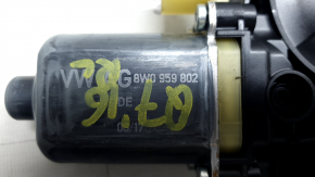 Rear left window lift motor Audi Q7 16-