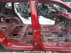The central right body pillar of the VW Tiguan 18-24 on the body