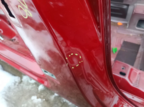 The central right body pillar of the VW Tiguan 18-24 on the body