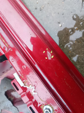Front left quarter panel of a VW Tiguan 18-24 on the body, red, bumps on the threshold
