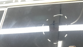 Audi Q7 16-26 black roof panel, scratches on glass, needs cleaning, scratches on the panel