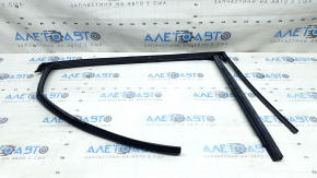 Rear left window seal for Audi Q7 16-26 with chrome molding, bent molding