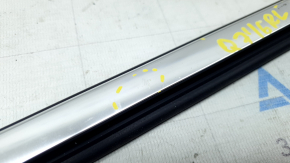 Door-glass molding, center rear left, Audi Q7 16-26, chrome, bumps, scratches
