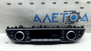 Audi Q7 16-23 climate control with screen, worn
