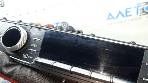 Audi Q7 16-23 climate control with screen, worn