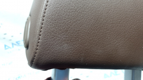 Front right headrest Audi Q7 16-19 leather brown, worn