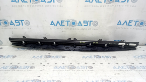Black sunshade for the Audi Q7 16-26 trunk, with trim, bumps on the trim, mesh tear
