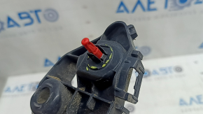 The right front bumper mount for a Toyota Camry v70 18-24 is broken.