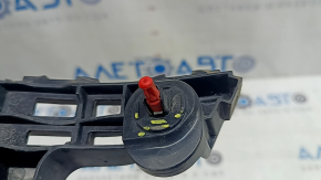 The right front bumper mount for a Toyota Camry v70 18-24 is broken.