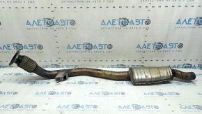 The exhaust pipe, middle part, right, Audi Q7 16-19 3.0T, the mesh is torn.
