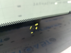 Toyota Camry V70 18-20 windshield with air deflection along the edge