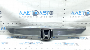 Upper center grille molding for Honda Accord 18-20 light chrome, with mounting and emblem, sand