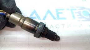 The left lambda probe on the first Audi Q7 16-19 3.0T has its edges torn off.