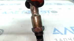 The right second lambda probe of the Audi Q7 16-19 3.0T has its edges torn off.