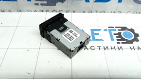 USB Hub Toyota Camry v70 21-24