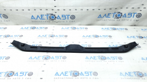The central hood seal on an Audi A4 B9 17-25 has broken fasteners.