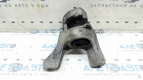 The right engine mount of a Honda Accord 18-22 2.0 hybrid is cracked.