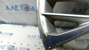 R18 Toyota Camry V70 18-20 silver wheel, curb