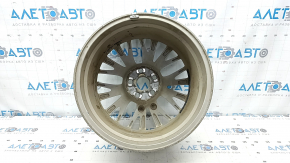R18 Toyota Camry V70 18-20 silver wheel, curb