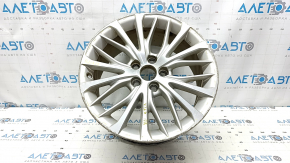 R18 Toyota Camry V70 18-20 silver wheel, curb