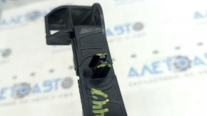 Right inner rear bumper mount for Audi A6 C7 16-18 with broken pin