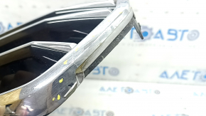 Complete radiator grille for an Audi A6 C7 2016-2018, with the "quattro" emblem, gloss black + chrome, for parking sensors, chrome trim, non-factory holes