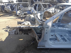 Front left quarter panel of an Audi A4 B9 17-20 on the body, white