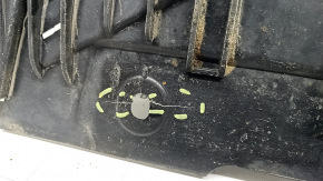 Front bumper guard for Audi A6 C7 2016-2018, cracks in mountings