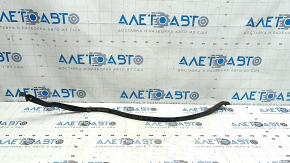 Lincoln Corsair 20-26 rear right door seal on the end