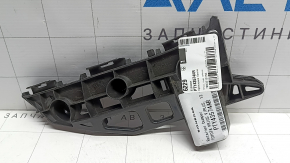 Right front bumper mount for Toyota Prius V 12-17