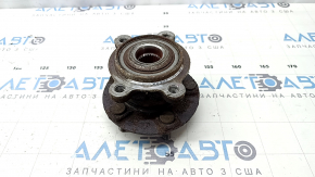 Lincoln Corsair 20-26 AWD rear right hub rusty