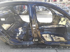 The central right body pillar of the BMW 3 G20 19-26 on the body
