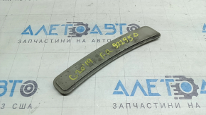 The front bumper reflector, right, BMW 3 G20 19-26, is worn.