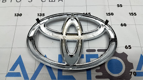 Toyota Sequoia 08-16 grill emblem