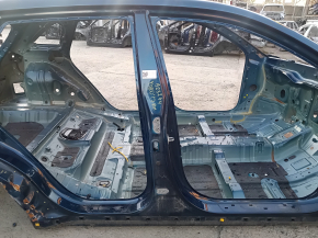 Kia Niro 17-22 HEV body center right pillar, PHEV on the body, bumper