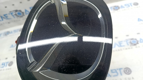 Mazda CX-5 17-24 radiator grille emblem under radar, chipped