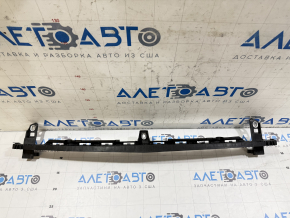 Front bumper central mount for VW Golf 15-17